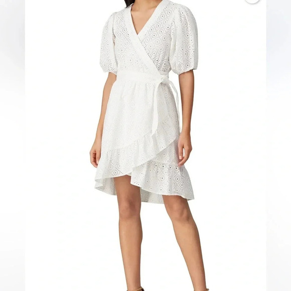 Scotch and Soda White Eyelet Puff Sleeve Wrap Dress Size Medium - Picture 1 of 15